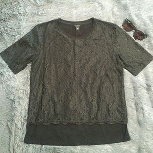 3 for 20$ Ann Taylor M black lace front T